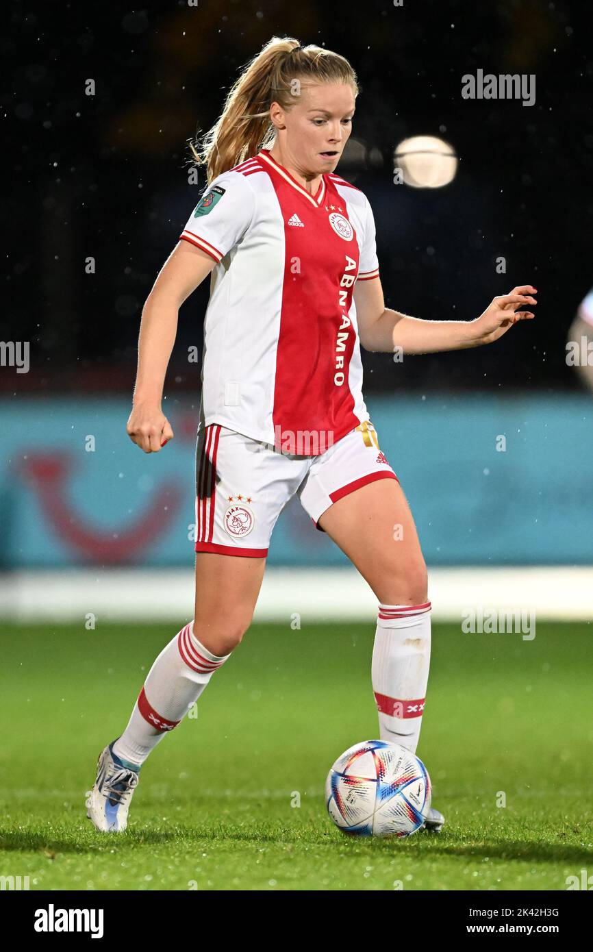 AMSTERDAM Nadine Noordam of Ajax women during the UEFA Champions League match for women AMSTERDAM Nadine Noordam of Ajax women during the UEFA Champions League match for women