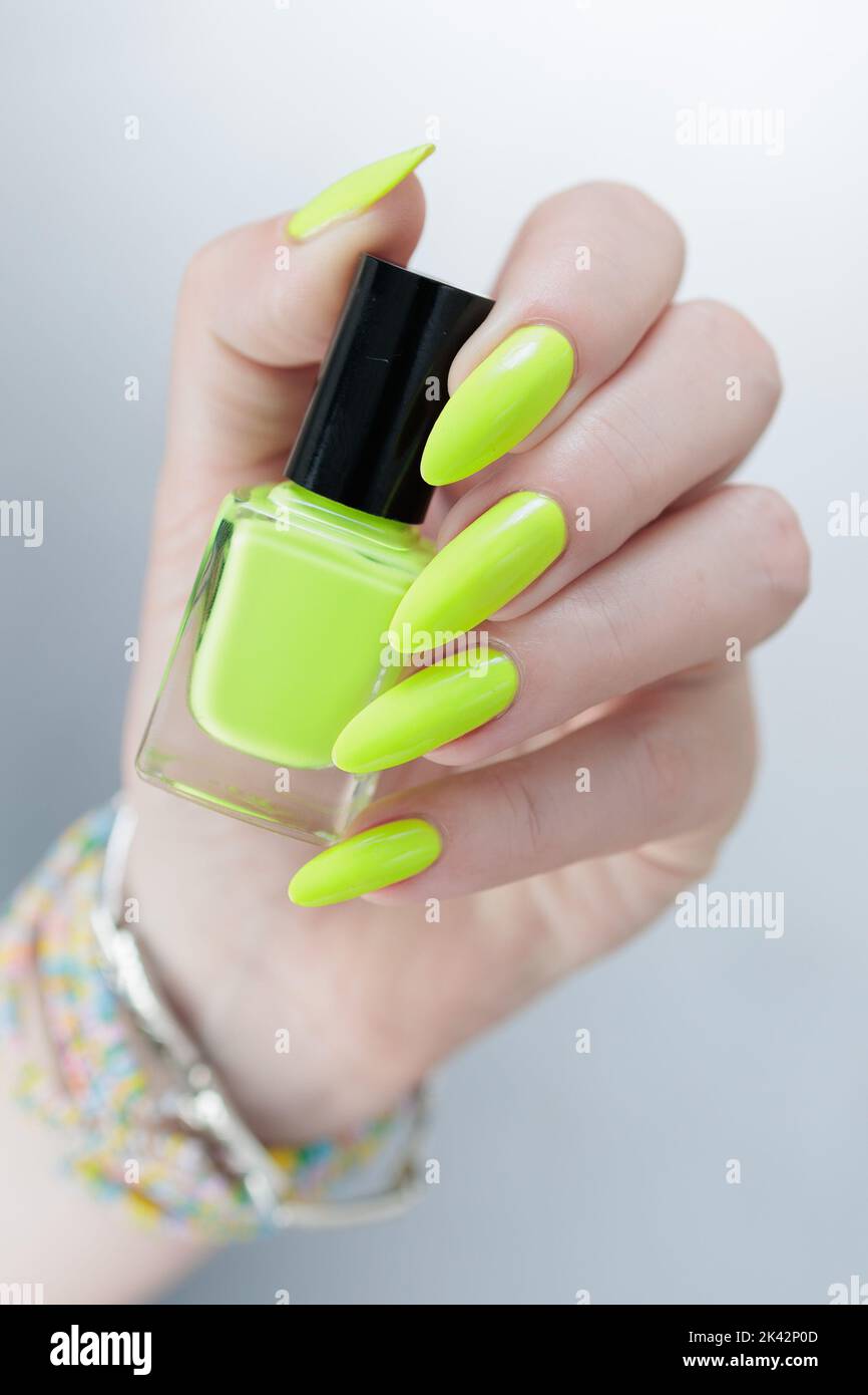 Buy NATURE IS HEALING NEON GREEN NAIL POLISH at Best Prices in India -  Recharge1