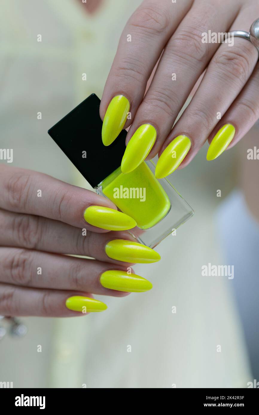 MI FASHION New Collection High Shine Long Wearing Nail Polishes Combo 12ml  each Combo No-05 Red Orange,Purple,Lemon Green,Carrot Red - Price in India,  Buy MI FASHION New Collection High Shine Long Wearing