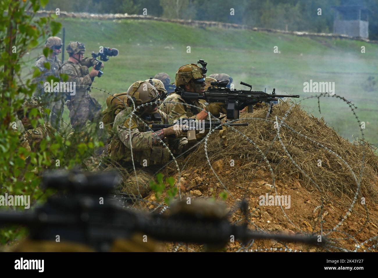 U.S. Army paratroopers assigned to the 1st Battalion, 503rd Infantry ...