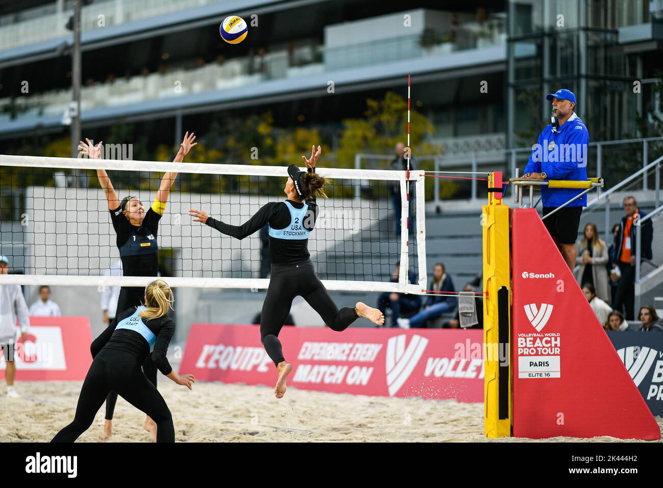 Paris, France on September 29, 2022. Emily Stockman and Megan Kraft of