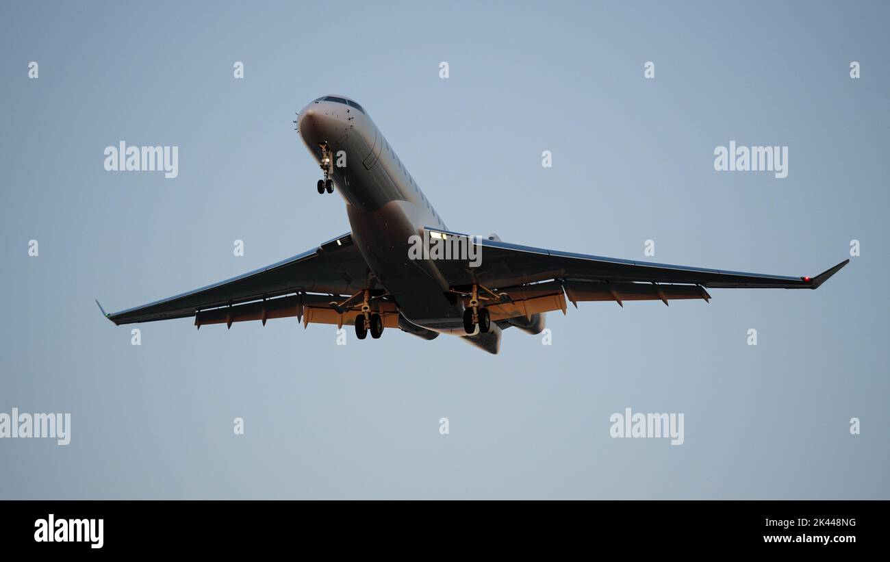 Global 7500 plane hi-res stock photography and images - Alamy