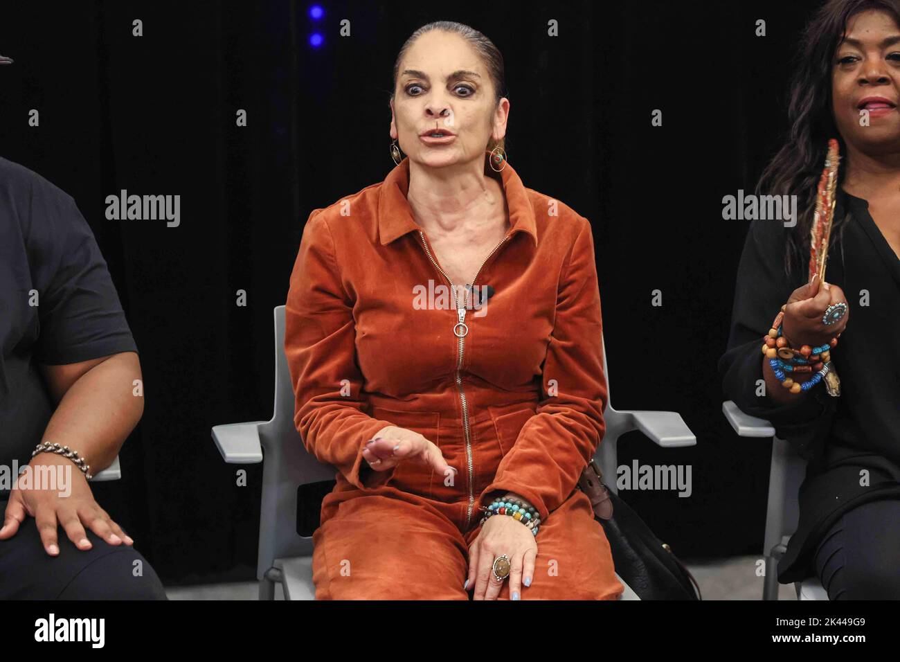 Jasmine guy different world hi-res stock photography and images - Alamy