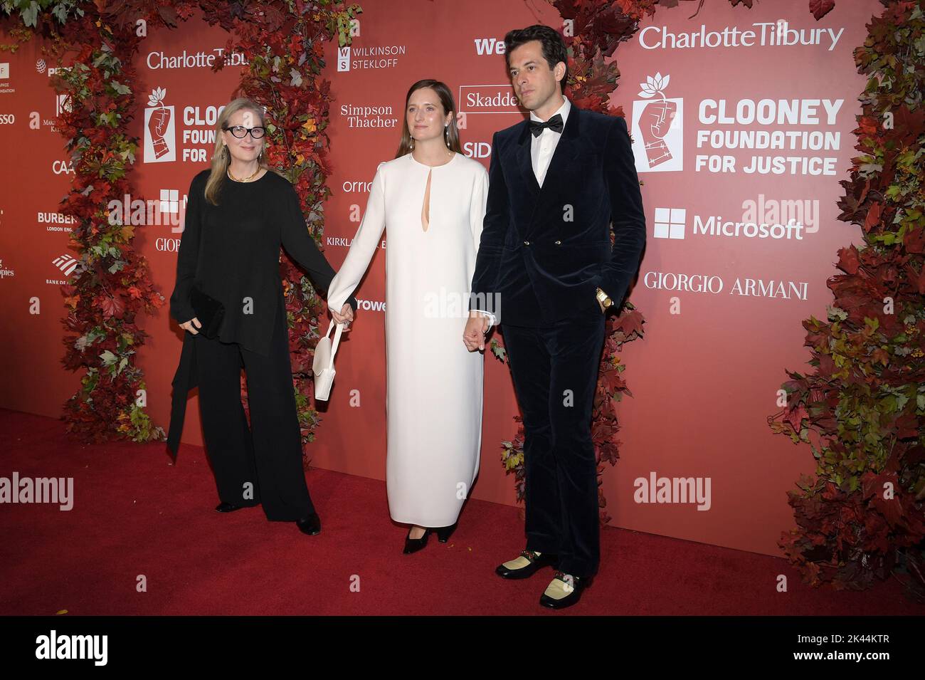 New York, USA. 29th Sep, 2022. (L-R) Meryl Streep, Grace Gummer and Mark Ronson attend the Albie Awards hosted by the Clooney Foundation For Justice at the New York City Public Library, New York, NY, September 29, 2022. (Photo by Anthony Behar/Sipa USA) Credit: Sipa USA/Alamy Live News Stock Photo