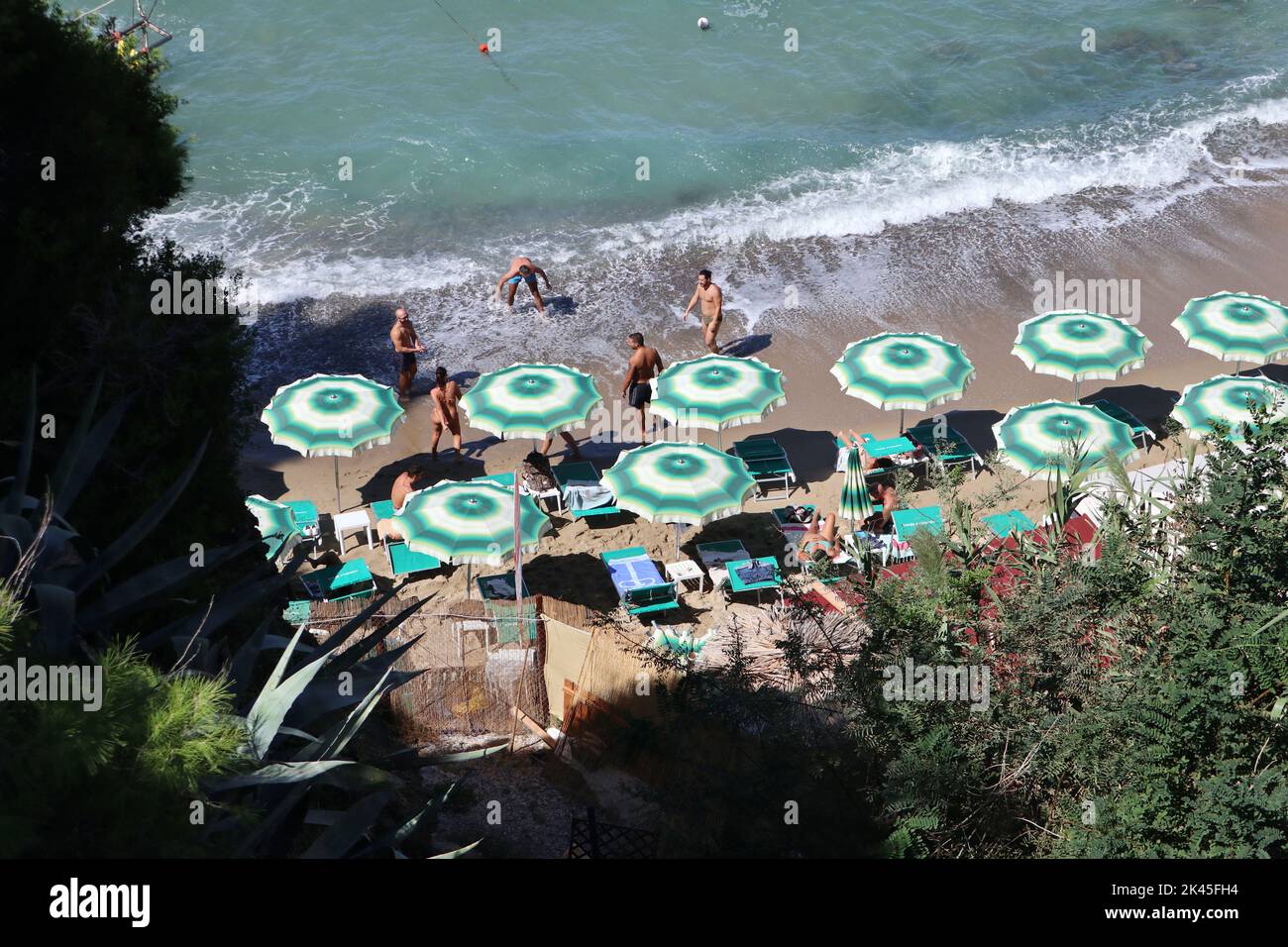 Sentiero in spiaggia hi-res stock photography and images - Alamy