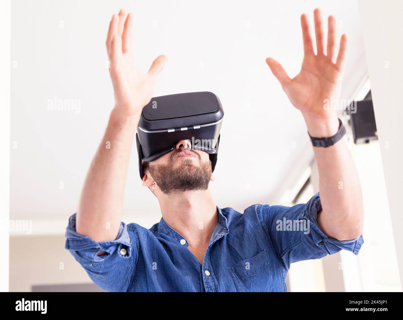 3d virtual reality viewer hi-res stock photography and images - Alamy