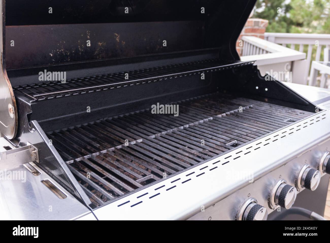 Outdoor gas grill Stock Photo - Alamy