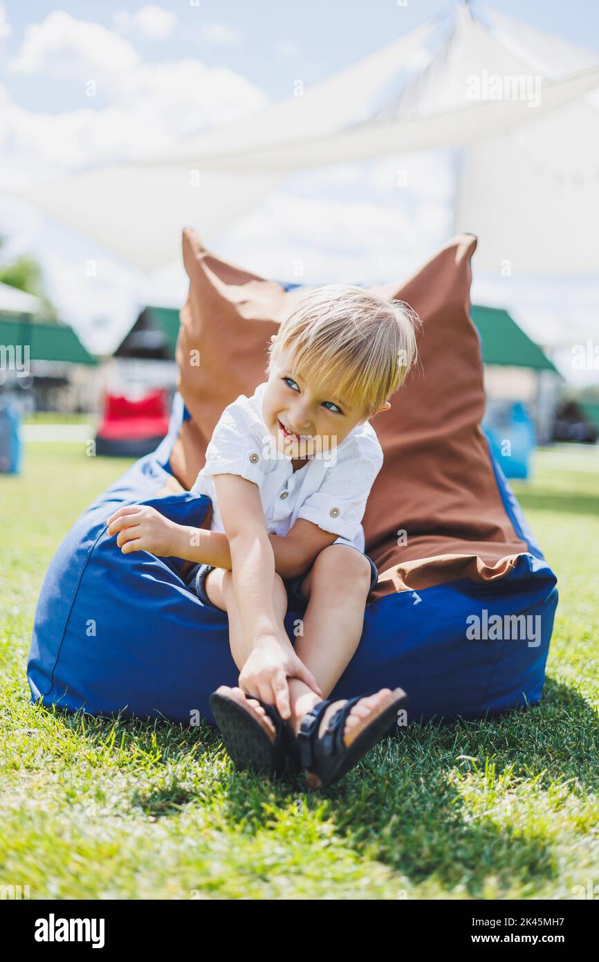 Playing bean bag boy hi-res stock photography and images - Alamy
