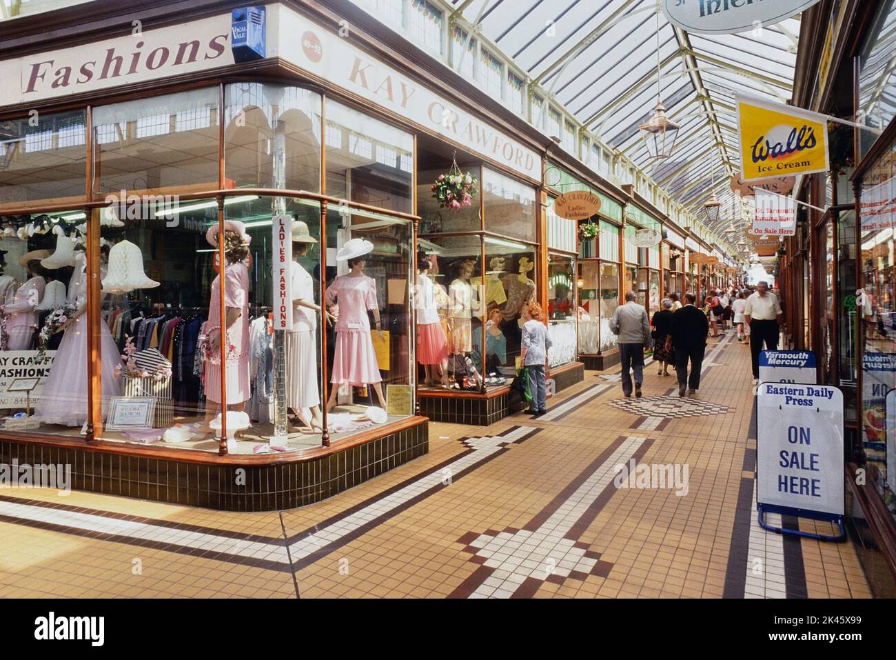 Victoria Arcade, Great Yarmouth, Norfolk, England, UK. Circa 1990's Stock Photo