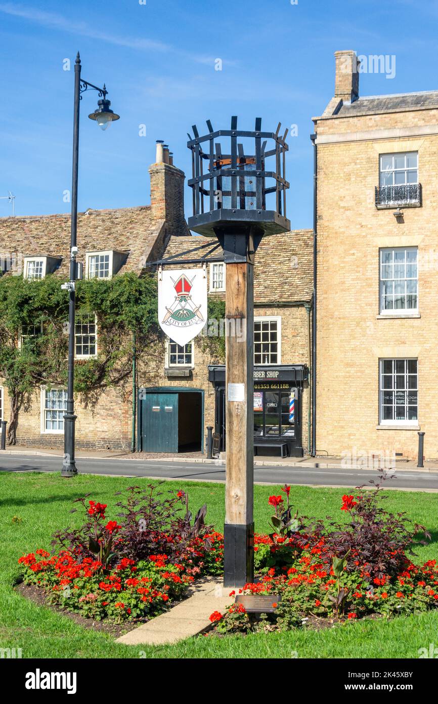 The Peace Beacon and City of Ely sign, St.Mary's Green, Ely, Cambridgeshire, England, United Kingdom Stock Photo