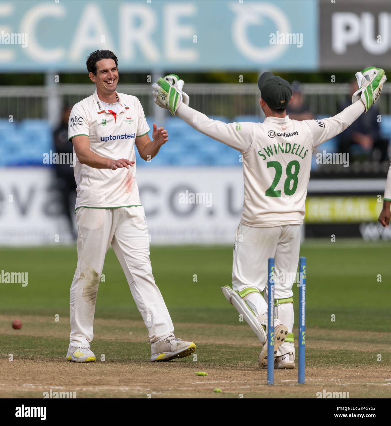 Will Derbyshire Pull Off A Miracle Leicestershires Dominance In The County Championship - b106bie