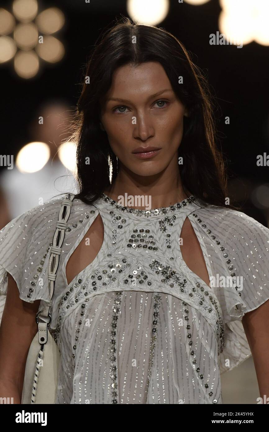 Paris France 29th Sep 2022 Model Bella Hadid Walks On The Runway At 