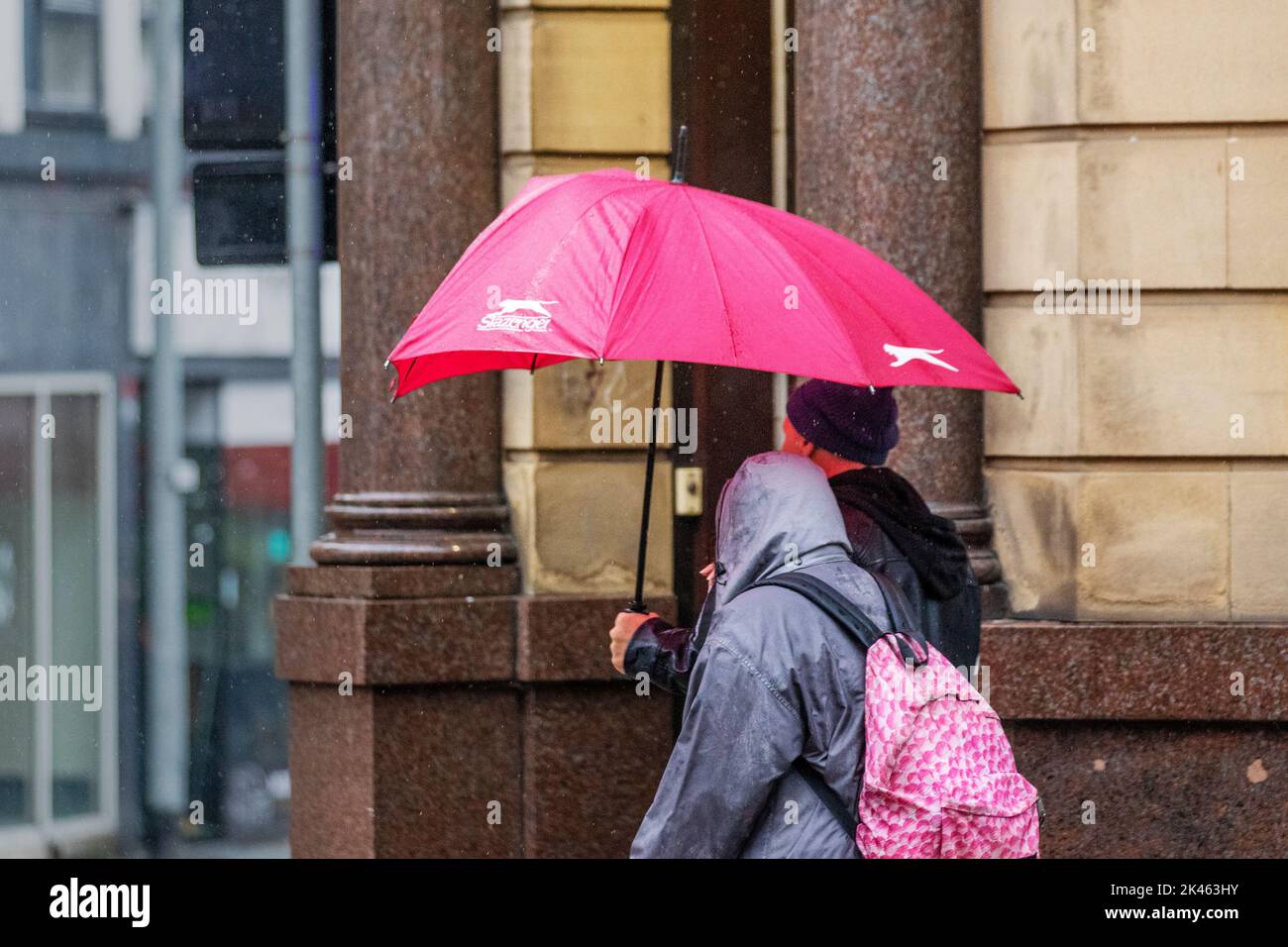 preston-uk-weather-30-sep-2022-lancashire-is-blasted-by-strong-winds