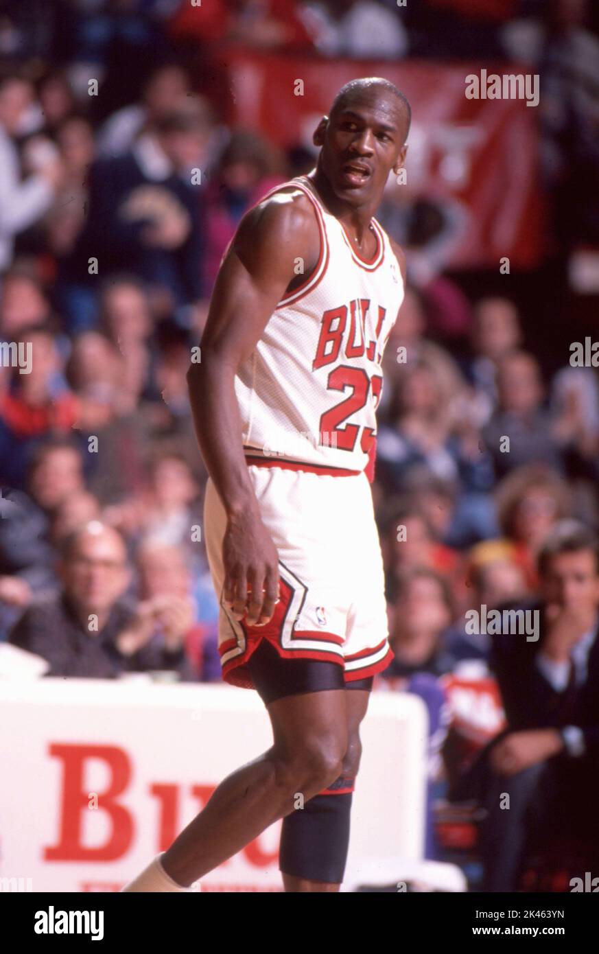 Michael Jordan, Chicago Bull in a game against New Jersey Nets in 1985  Stock Photo - Alamy