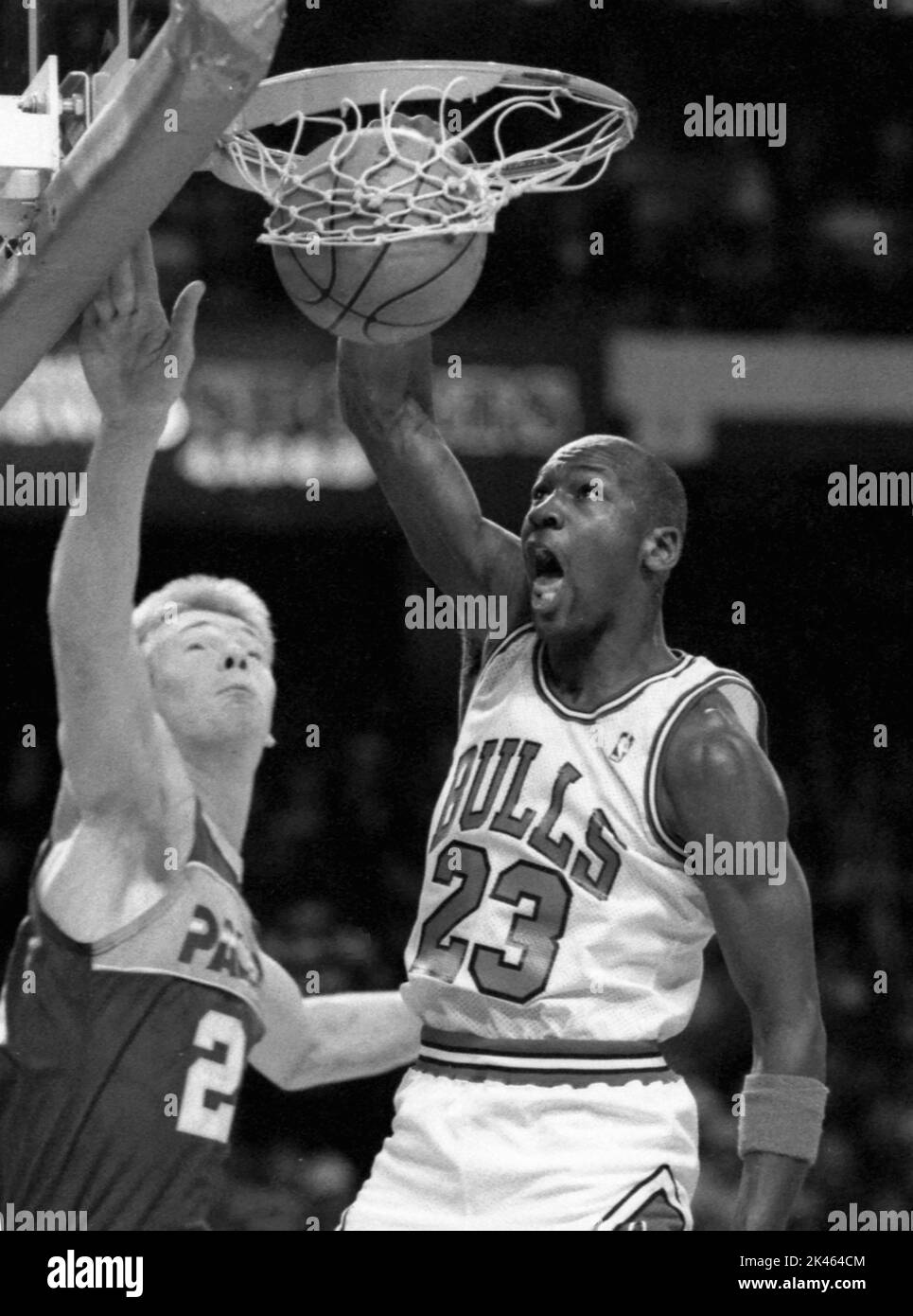 Basketball michael jordan 1990 Black and White Stock Photos & Images ...