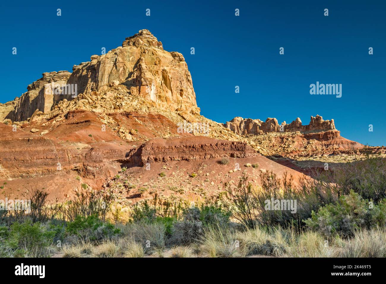 Unnamed Coconino sandstone rock formations over Chute Canyon, Little Ocean Draw Wilderness, San Rafael Reef, Utah, USA Stock Photo