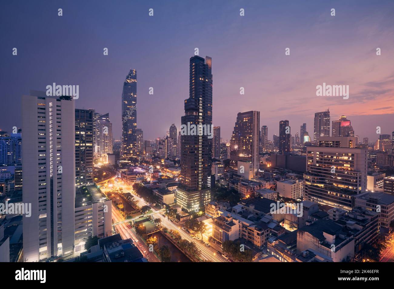 Skyscraper city landscape urban hi-res stock photography and images - Alamy