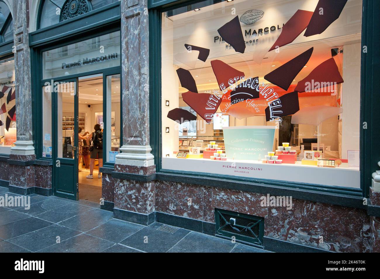 Pierre Marcolini chocolaterie shop in Galerie de la Reine 21, Brussels, Belgium Stock Photo