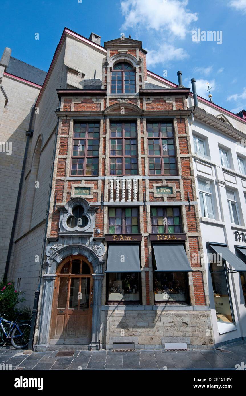 Historic jeweller's shop De Witte in 17 Petite Rue au Beurre (next to Saint Nicholas church), Brussels, Belgium Stock Photo