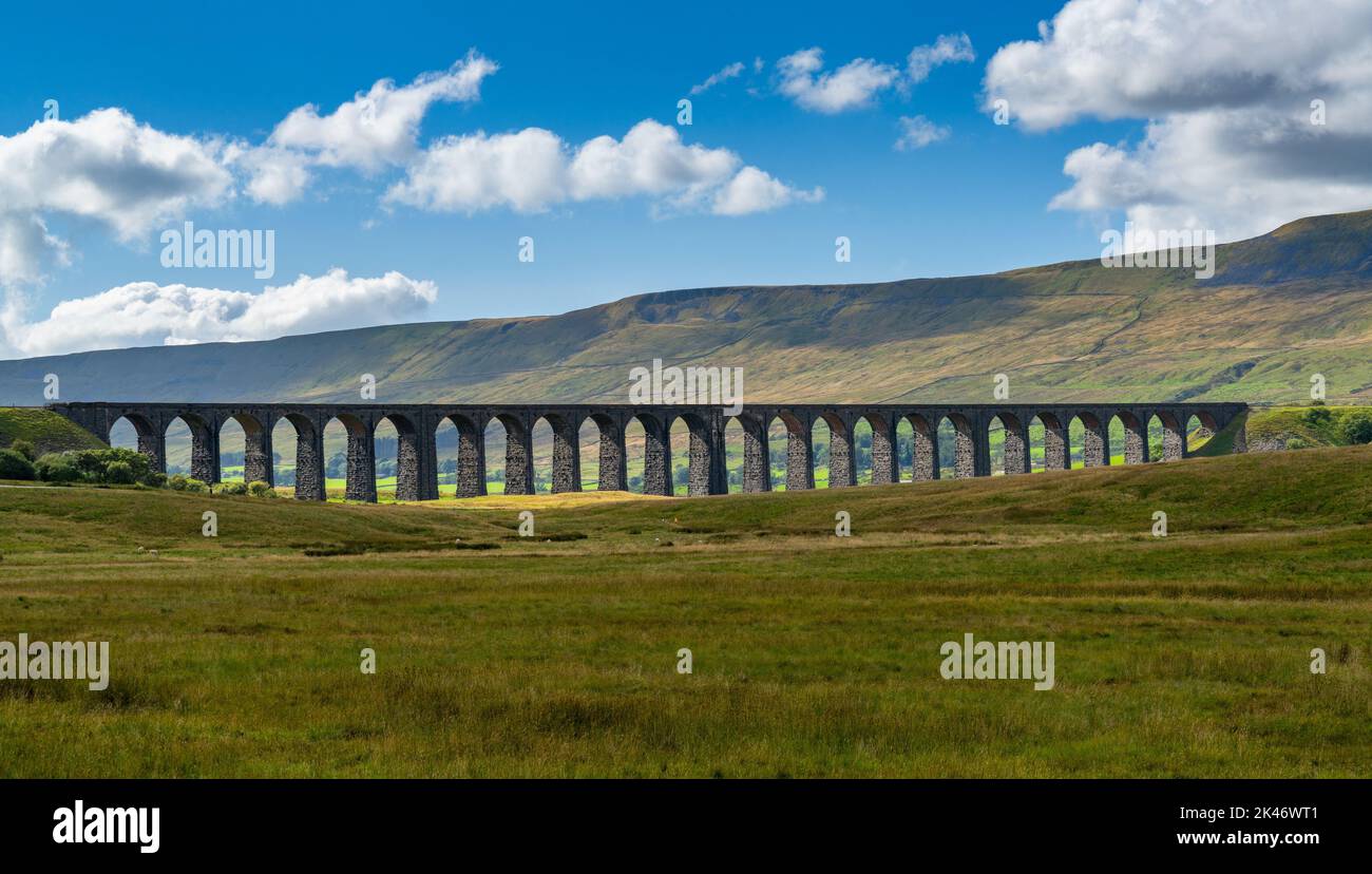 A view of the historic Ribblehead Viaduct in North Yorkshire Stock Photo