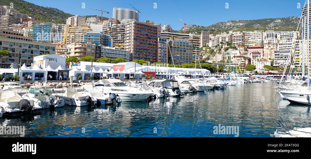 Monaco, Monaco. 30th Sep, 2022. Monaco, Monte Carlo - September 30, 2022: Monaco Yacht Show MYS with Panorama View. Yachts, Yachten, Ship, Ships, Superyacht, Superyachts, Sea, Meer, Mare. Mandoga Media Germany Credit: dpa/Alamy Live News Stock Photo