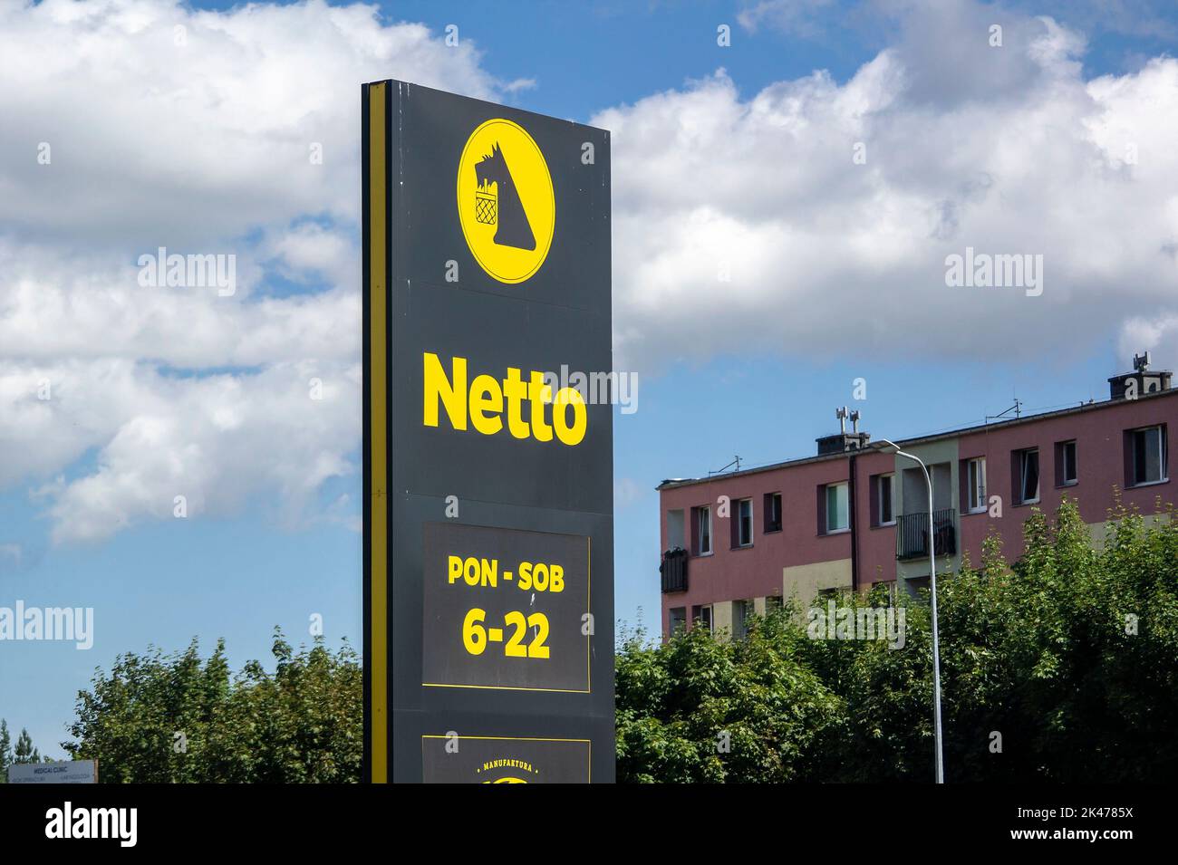 GDYNIA, POLAND - AUGUST 1, 2022: Netto grocery store banner in Polish city of Gdynia Stock Photo