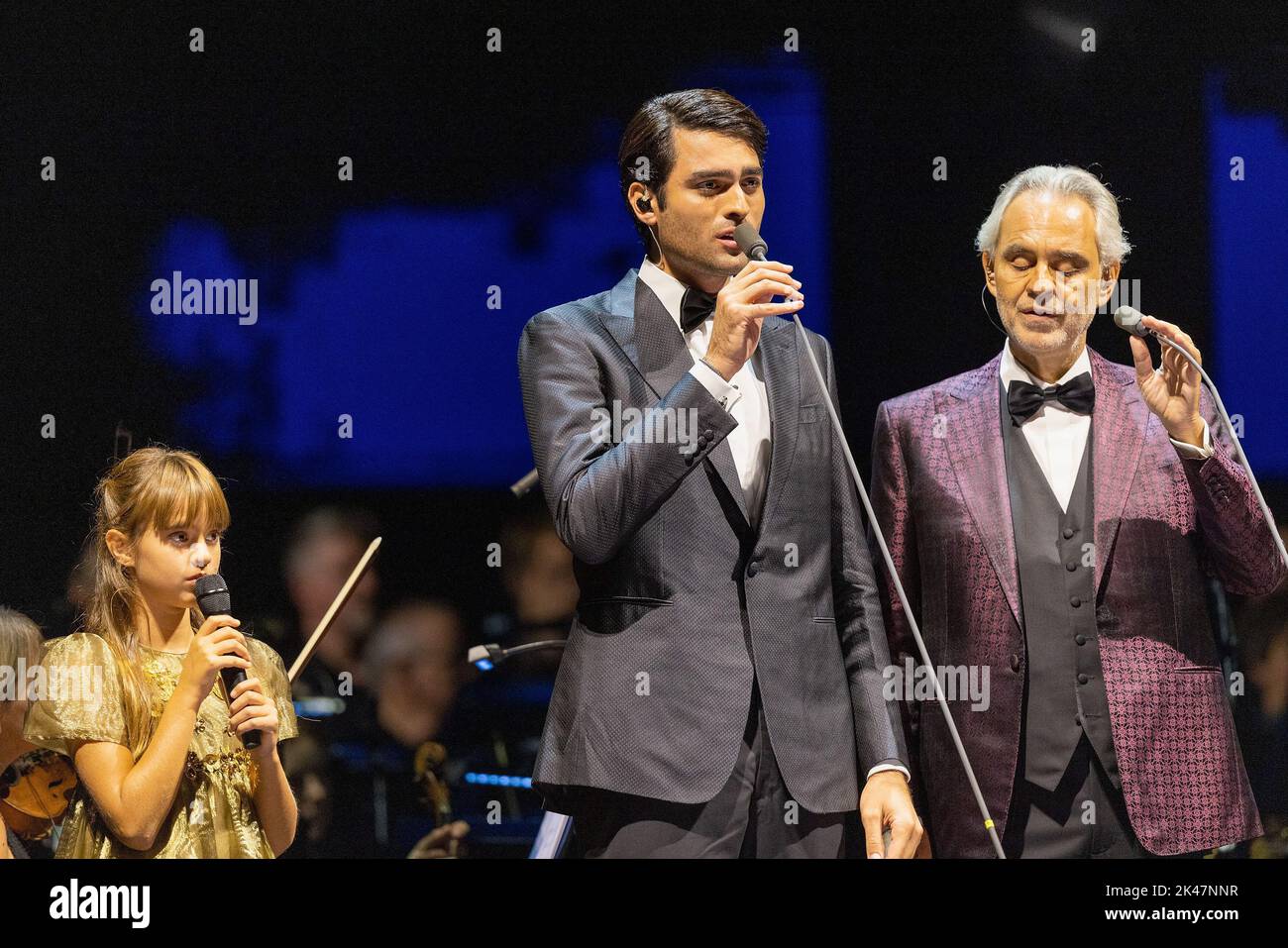Andrea Bocelli Duets with Sons Matteo and Amos on New Album 'Si' –  Musicvein™
