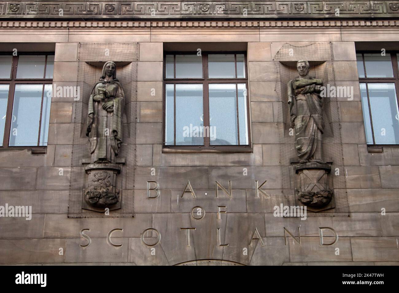 Statues on the Bank of Scotland building, Sauchiehall Street Glasgow, Scotland UK Stock Photo