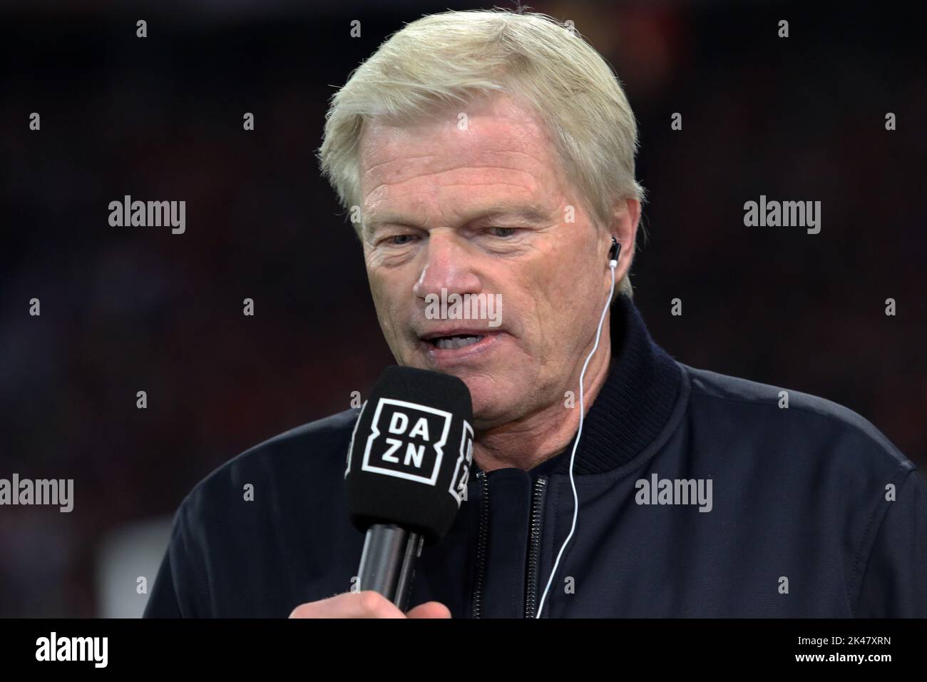 Munich germany goalkeeper oliver kahn hi-res stock photography and images - Page 2