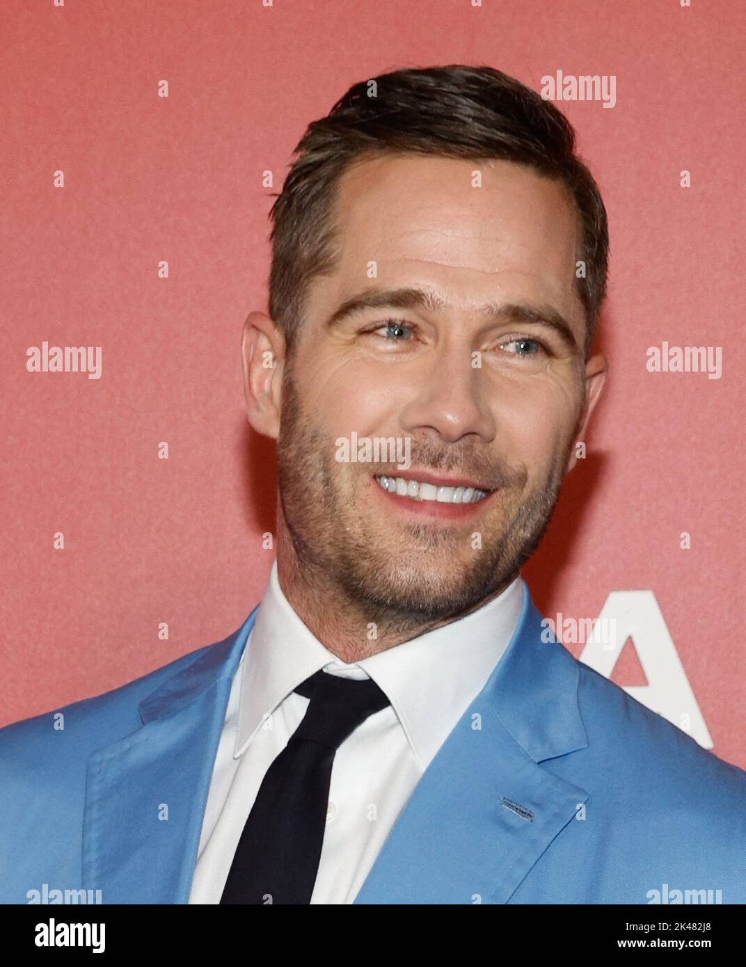 Los Angeles, USA. 28th Sep, 2022, Luke Macfarlane arrives at Universal ...
