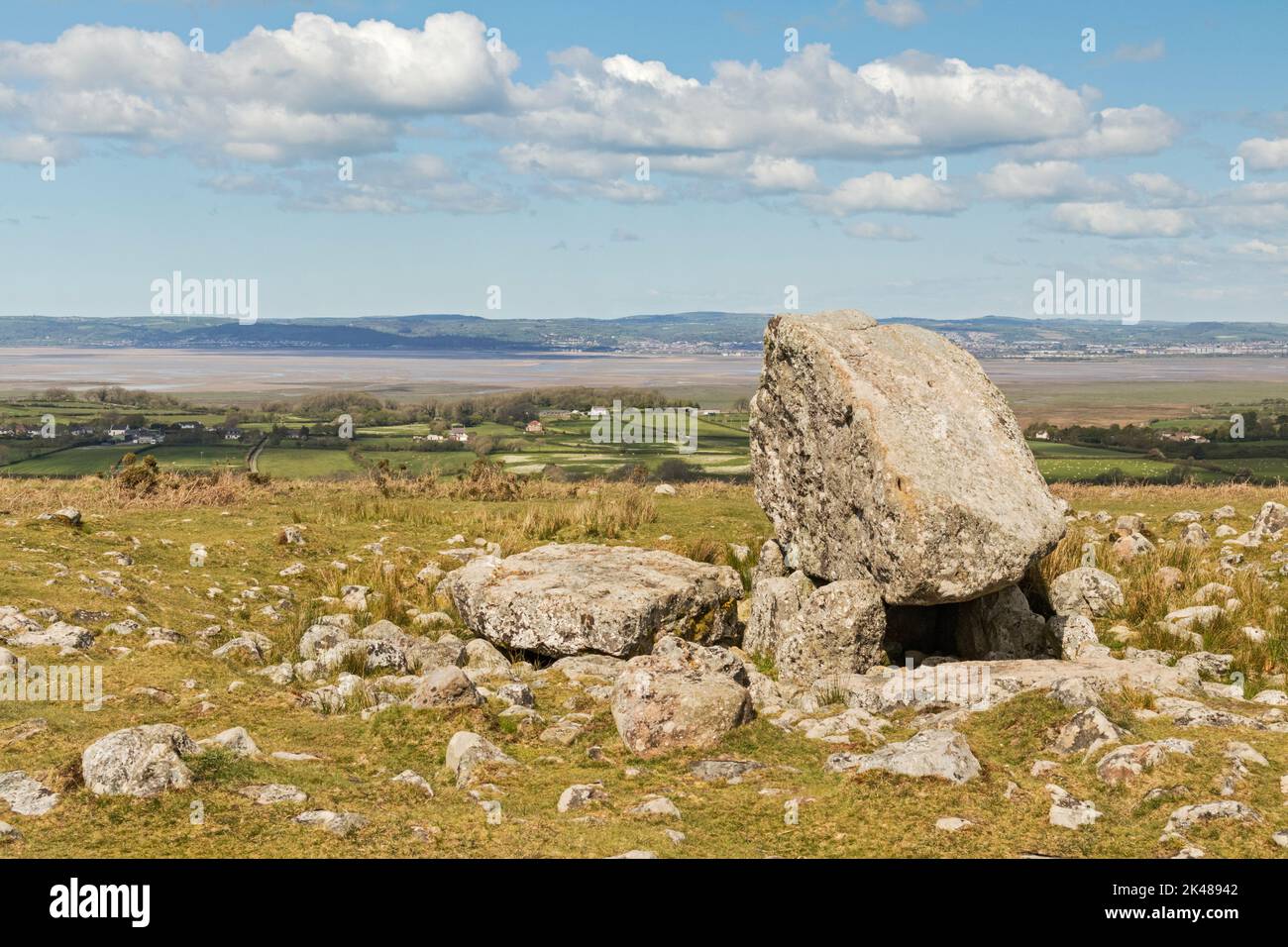 Arthur's Stone (Neolithic burial chamber 2500 BC), Cefn Bryn, Gower