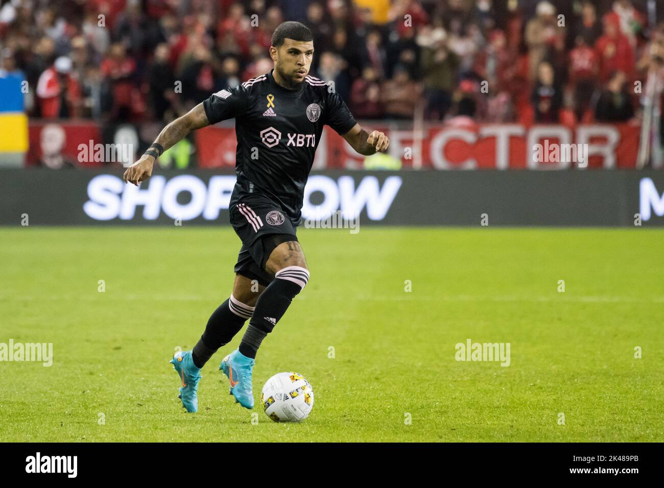 Toronto, Canada. 30th Sep, 2022. DeAndre Yedlin (2) of Inter Miami in action during the MLS game between Toronto FC and Inter Miami CF at BMO field in Toronto. The game ended 0-1 Inter Miami win. (Photo by Angel Marchini/SOPA Images/Sipa USA) Credit: Sipa USA/Alamy Live News Stock Photo