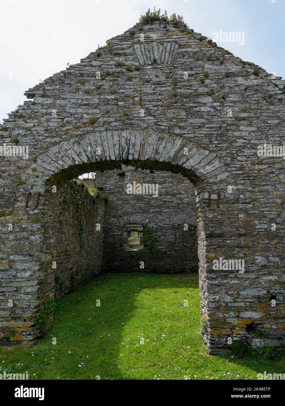 The ruins of an stone building in the Ireland. Ancient European architecture. The ruins of Arundel Grain Store, near Clonakilty, West Cork.The 16th Ce Stock Photo