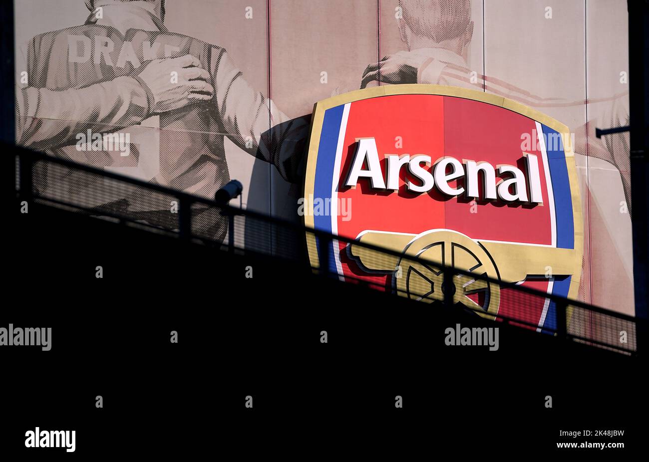 An Arsenal crest seen outside the ground ahead of the Premier League match at the Emirates Stadium, London. Picture date: Saturday October 1, 2022. Stock Photo