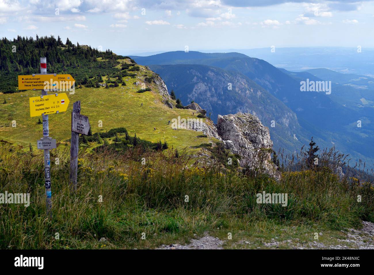 Austria, Rax mountain in Lower Austria, signposts with times to various destinations Stock Photo