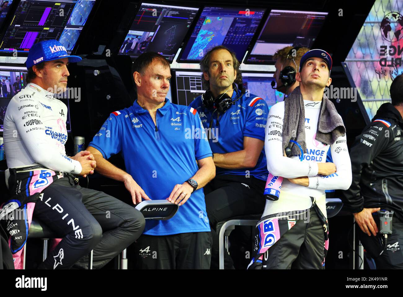 Singapore. 01st Oct, 2022. (L To R): Fernando Alonso (ESP) Alpine F1 ...