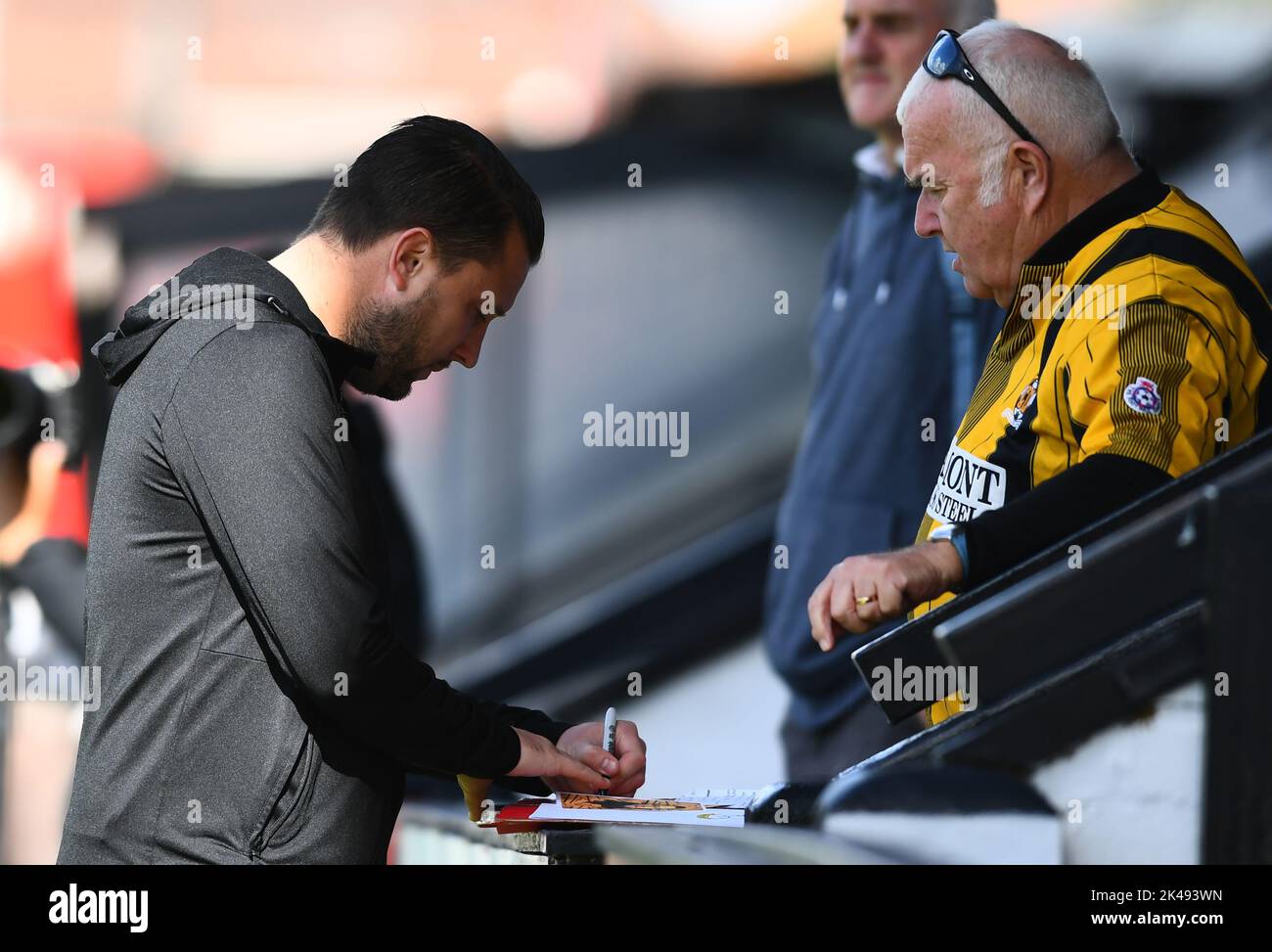 Cambridge, UK. 1st October 2022during the Sky Bet League 1 match between Cambridge United and Derby County at the R Costings Abbey Stadium, Cambridge on Saturday 1st October 2022. Credit: MI News & Sport /Alamy Live News Stock Photo