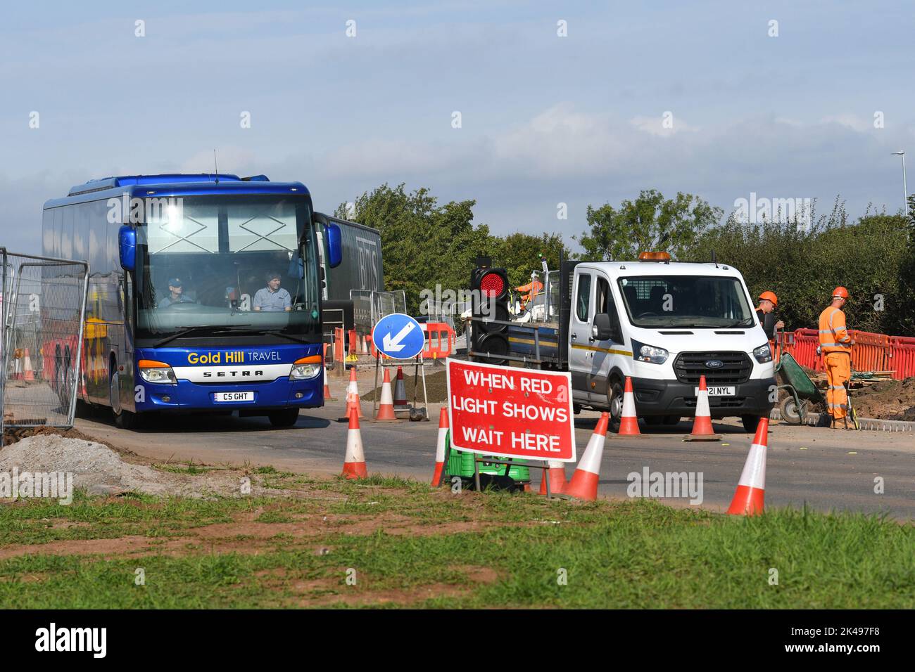 warning sign stop when red light shows Stock Photo Alamy