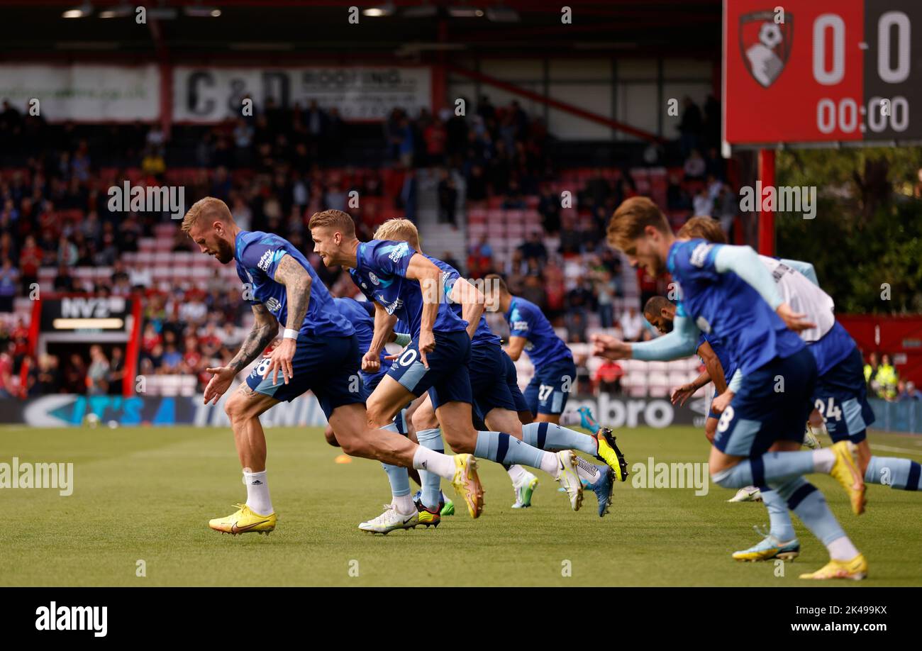 Brentford's Pontus Jansson (left) and team-mates warming up before the Premier League match at the Vitality Stadium, Bournemouth. Picture date: Saturday October 1, 2022. Stock Photo