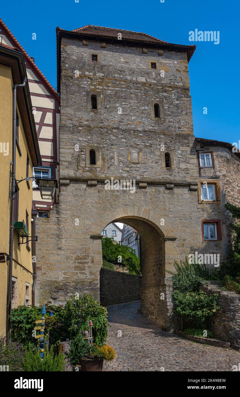 Schwibbogentor (Schwibbogen gate), Hohenstaufertor or Staufertor in Bad Wimpfen. Neckar Valley, Kraichgau, Baden-Württemberg, Germany, Europe Stock Photo