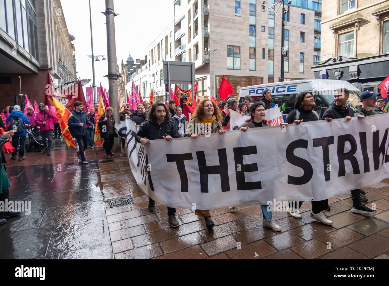 glasgow-scotland-uk-1st-october-2022-campaigners-gather-in-the-city