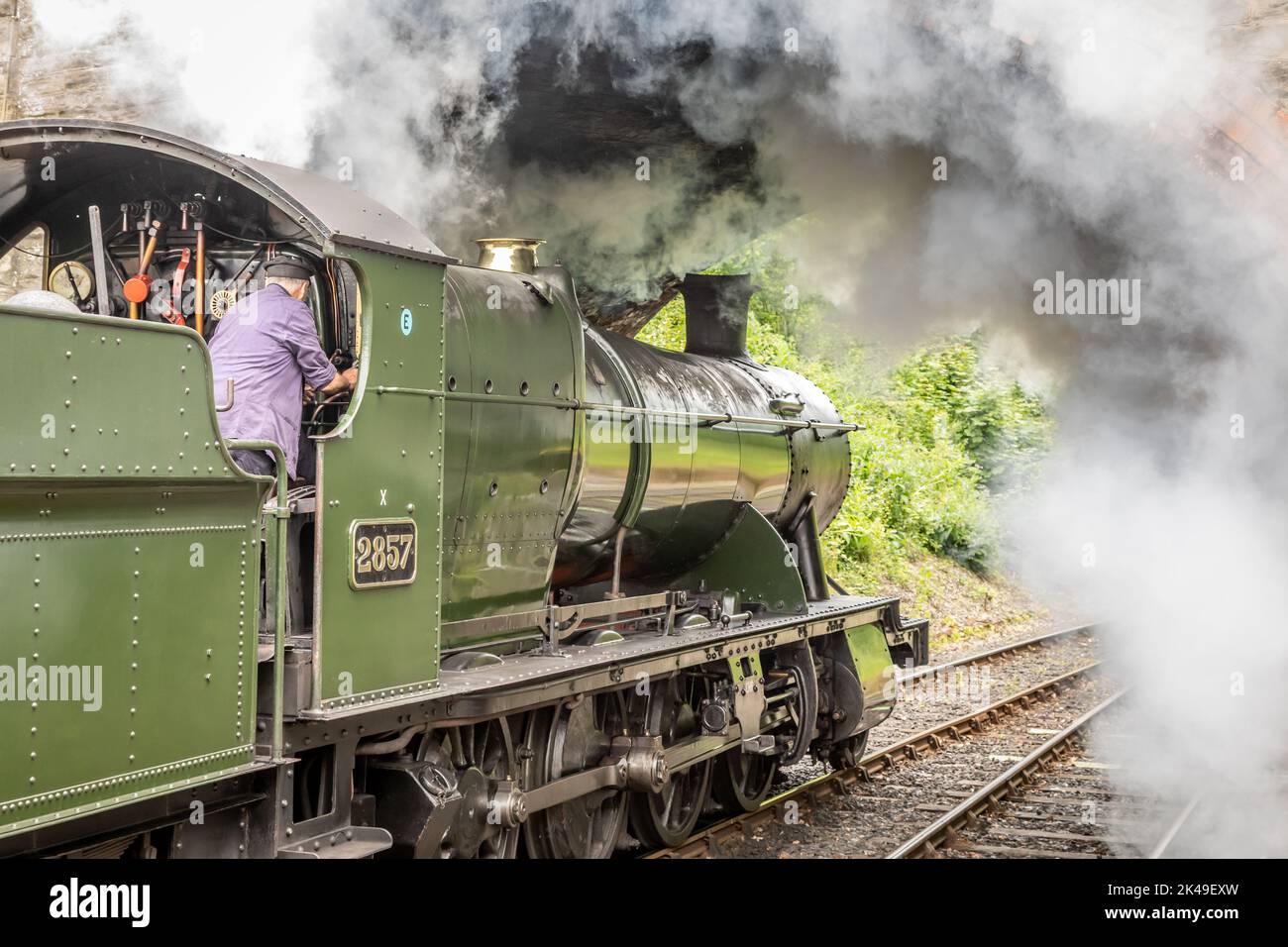 GWR 28xx 2-8-0 No. 2857 departs from Arley station on the Severn Valley Railway, Worcestershire, England, UK Stock Photo