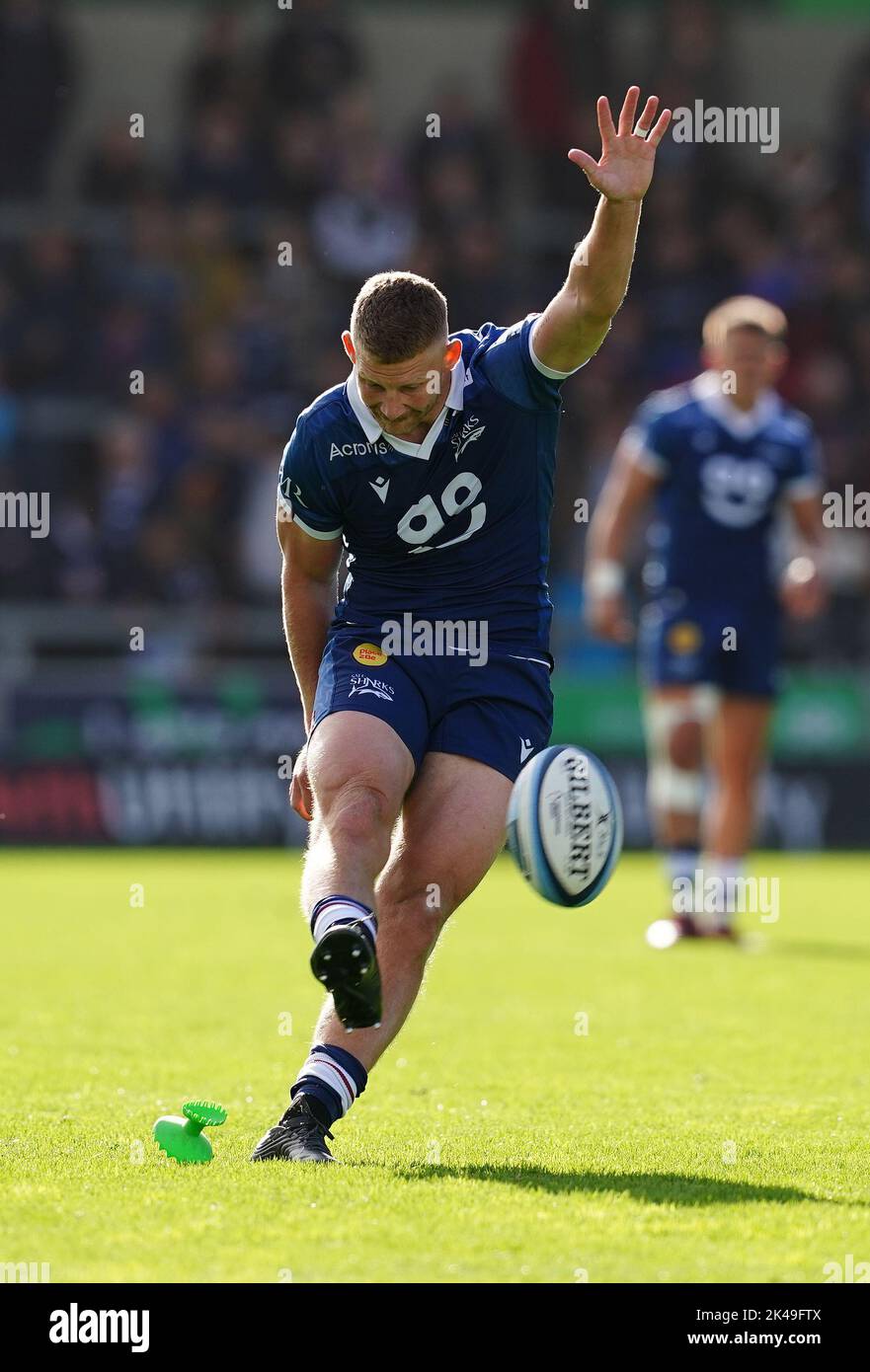 Sale Sharks Rob du Preez converts a penalty during the Gallagher Premiership match at AJ Bell Stadium, Salford. Picture date: Saturday October 1, 2022. Stock Photo