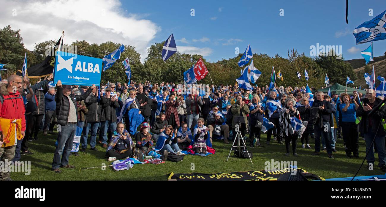 Edinburgh, Scotland, UK. 1st October 2022. All Under One Banner (AUOB) stages a rally through the Royal Mile and concluding at Scottish Parliament with a 'March for Independence Our right to decide'. As part of the rally's theme, the group is holding to account the Tories for using the Queen’s death as a means of “pretending that the UK is a country with a common interest, and to stamp down on dissent”. Pictured: Young and old turned out to show their support and make their views known on the streets of the Scottish capital. Credit: Arch White/alamy live news. Stock Photo