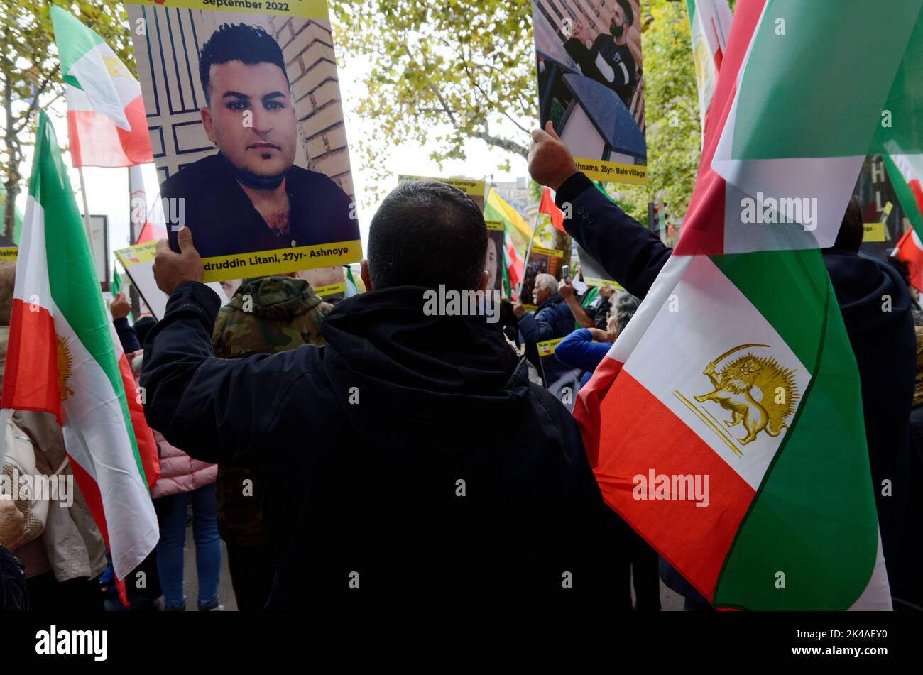 nouveau rassemblement de soutien au peuple iranien qui se révolte contre le régime dictatorial des mollahs Stock Photo
