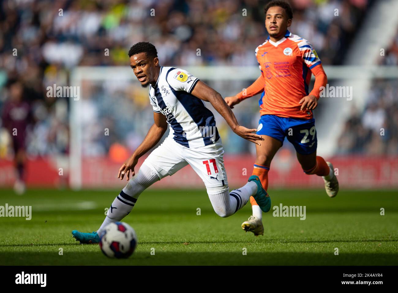 West Bromwich, UK. 1st October 2022. West Bromwich Albion«s Grady Diangana during the Sky Bet Championship match between West Bromwich Albion and Swansea City at The Hawthorns, West Bromwich on Saturday 1st October 2022. (Credit: Gustavo Pantano | MI News) Credit: MI News & Sport /Alamy Live News Stock Photo