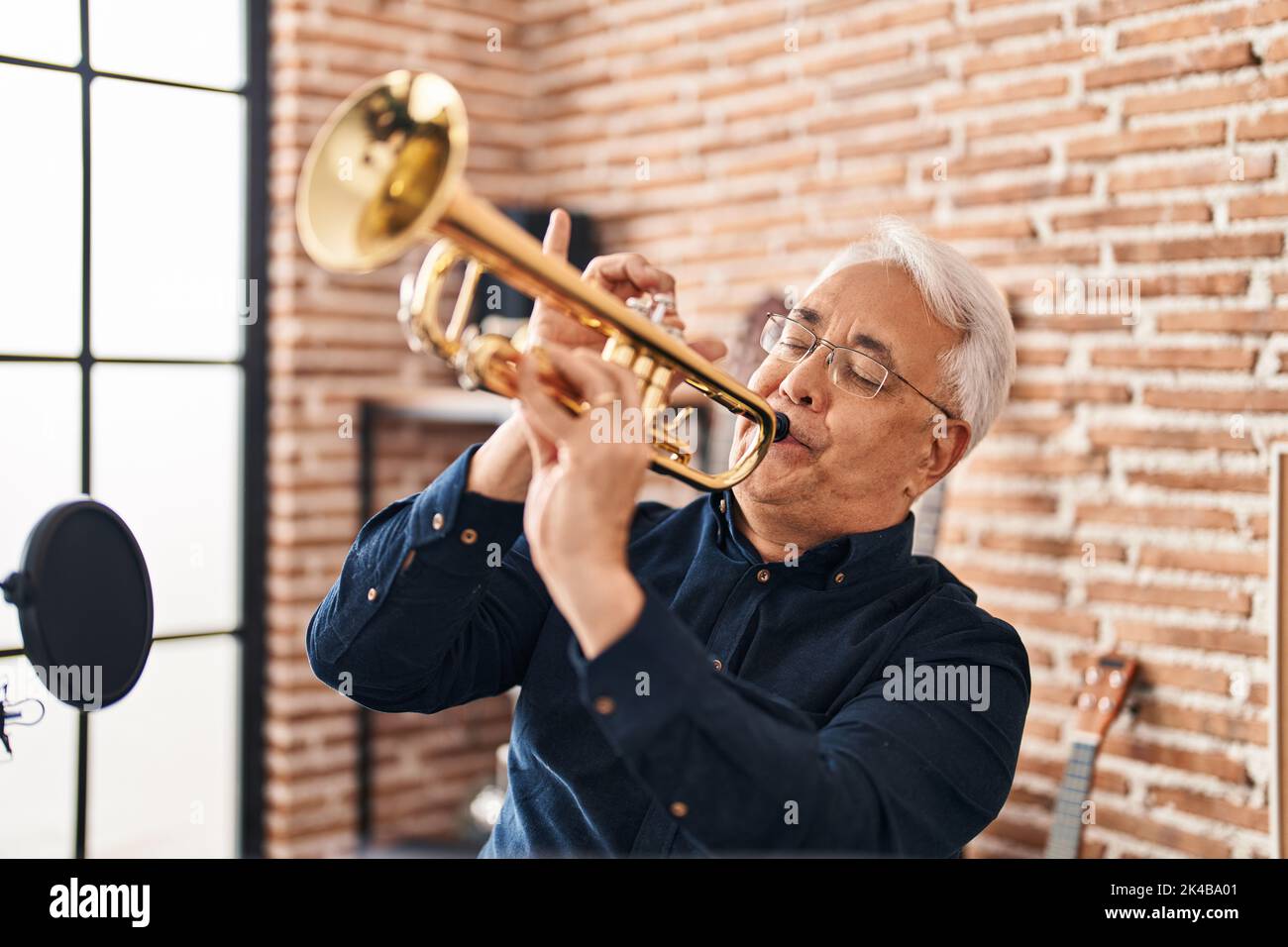 Trumpet Trumpeter Musician Senior Hi res Stock Photography And Images trumpet-trumpeter-musician-senior-hi-res-stock-photography-and-images