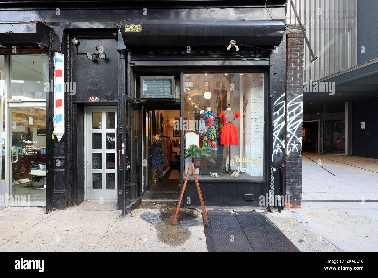 156 1st Ave Hi res Stock Photography And Images Alamy