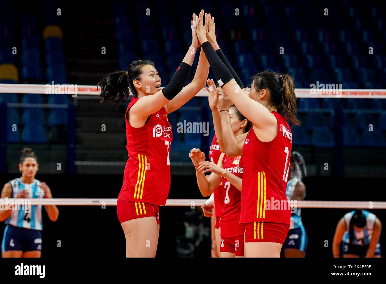 ARNHEM, NETHERLANDS - SEPTEMBER 25: Yizhu Wang of China during the Pool D Phase 1 match between China and Argentina on Day 3 of the FIVB Volleyball Womens World Championship 2022 at the Gelredome on September 25, 2022 in Arnhem, Netherlands (Photo by Rene Nijhuis/Orange Pictures) Stock Photo