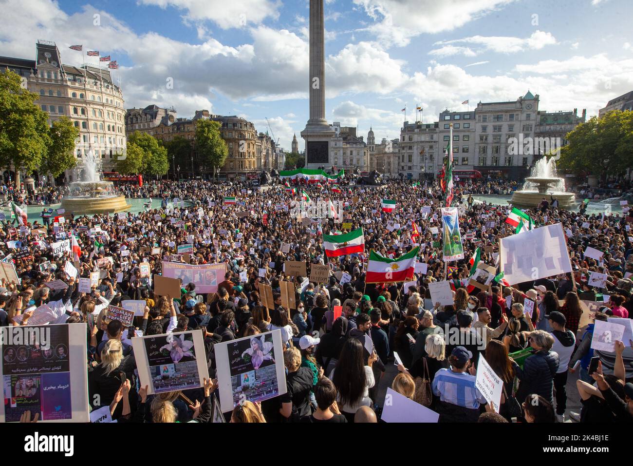 London, England, UK. 1st Oct, 2022. Thousands Stage Protest In ...